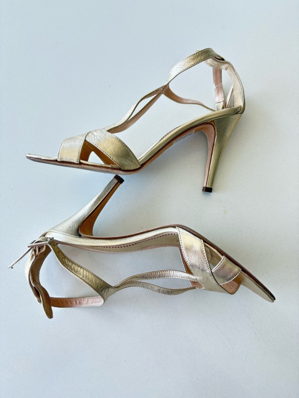 Jill Stuart Gold Leather Astrid T-Strap Dress Sandals, 8 - Picture 5 of 10